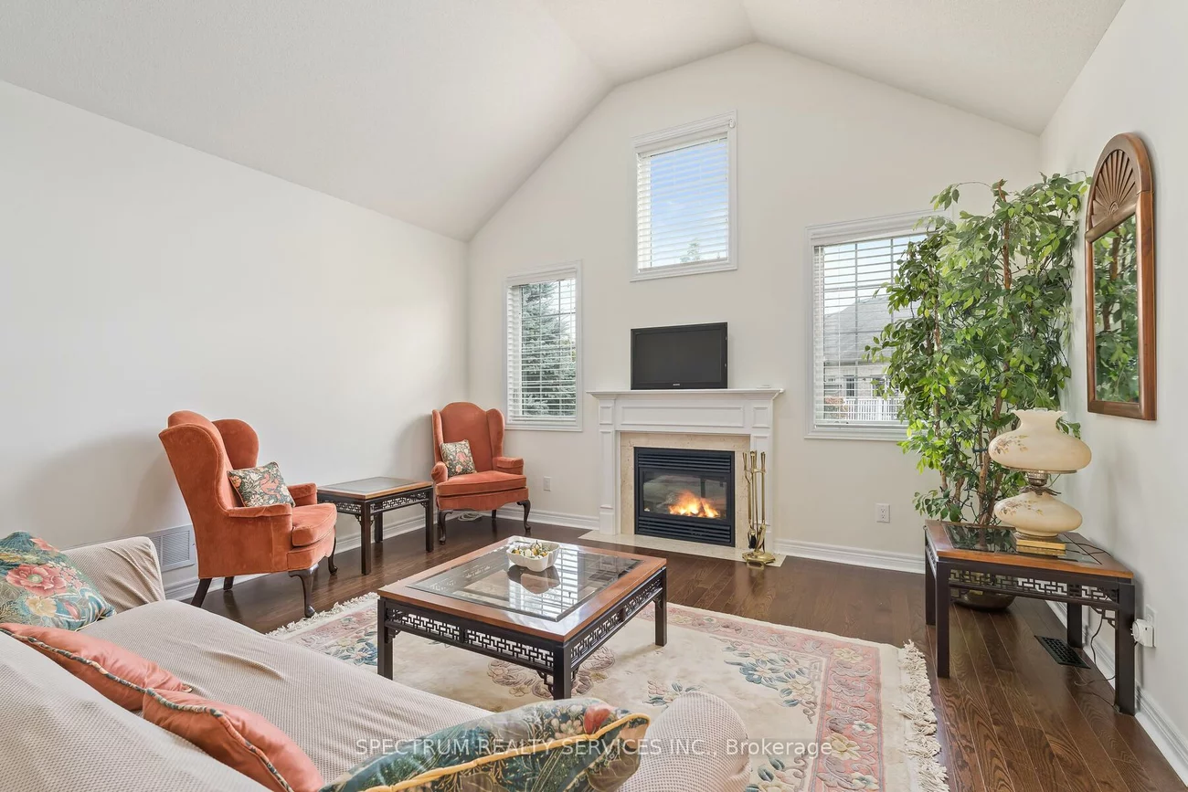 74, Locust, Sandringham-Wellington, Brampton
