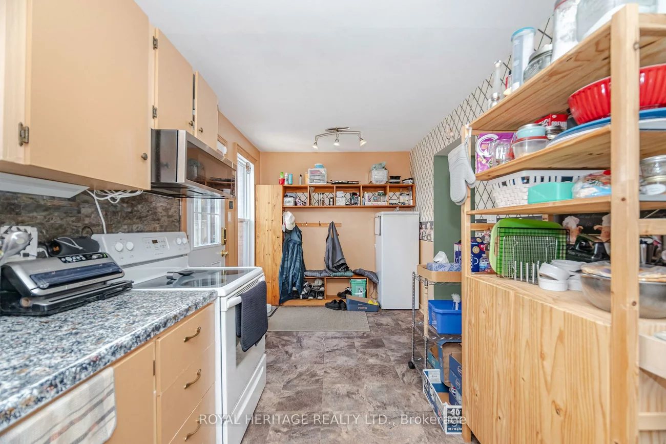 107, Guildford, Central Park, Brampton
