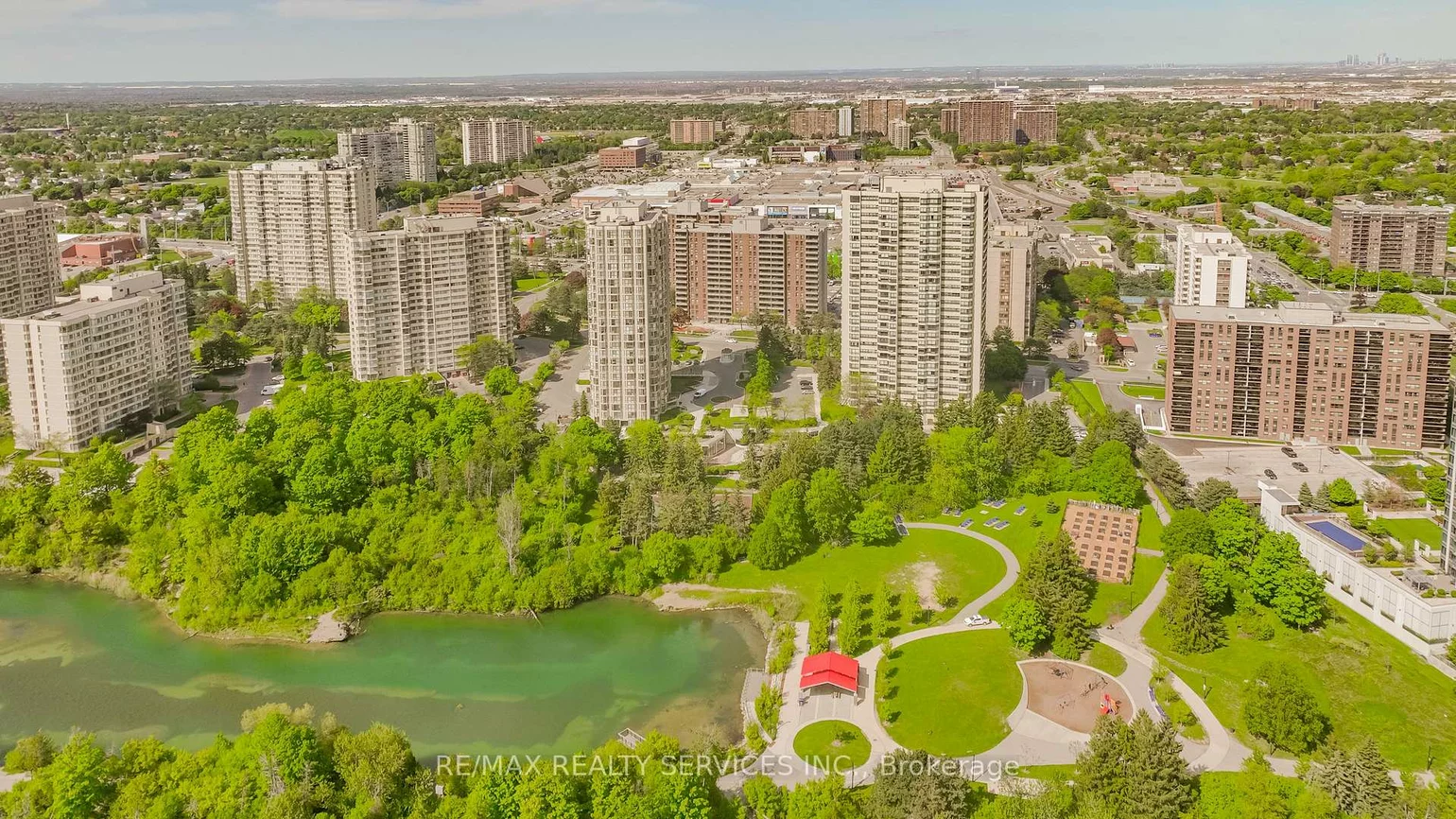 8, Lisa, Queen Street Corridor, Brampton