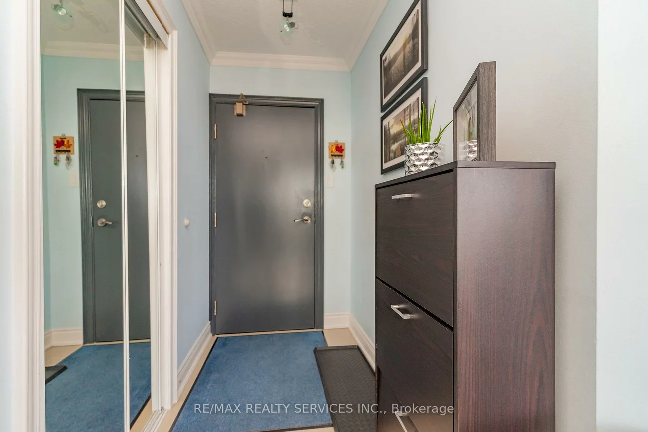 8, Lisa, Queen Street Corridor, Brampton