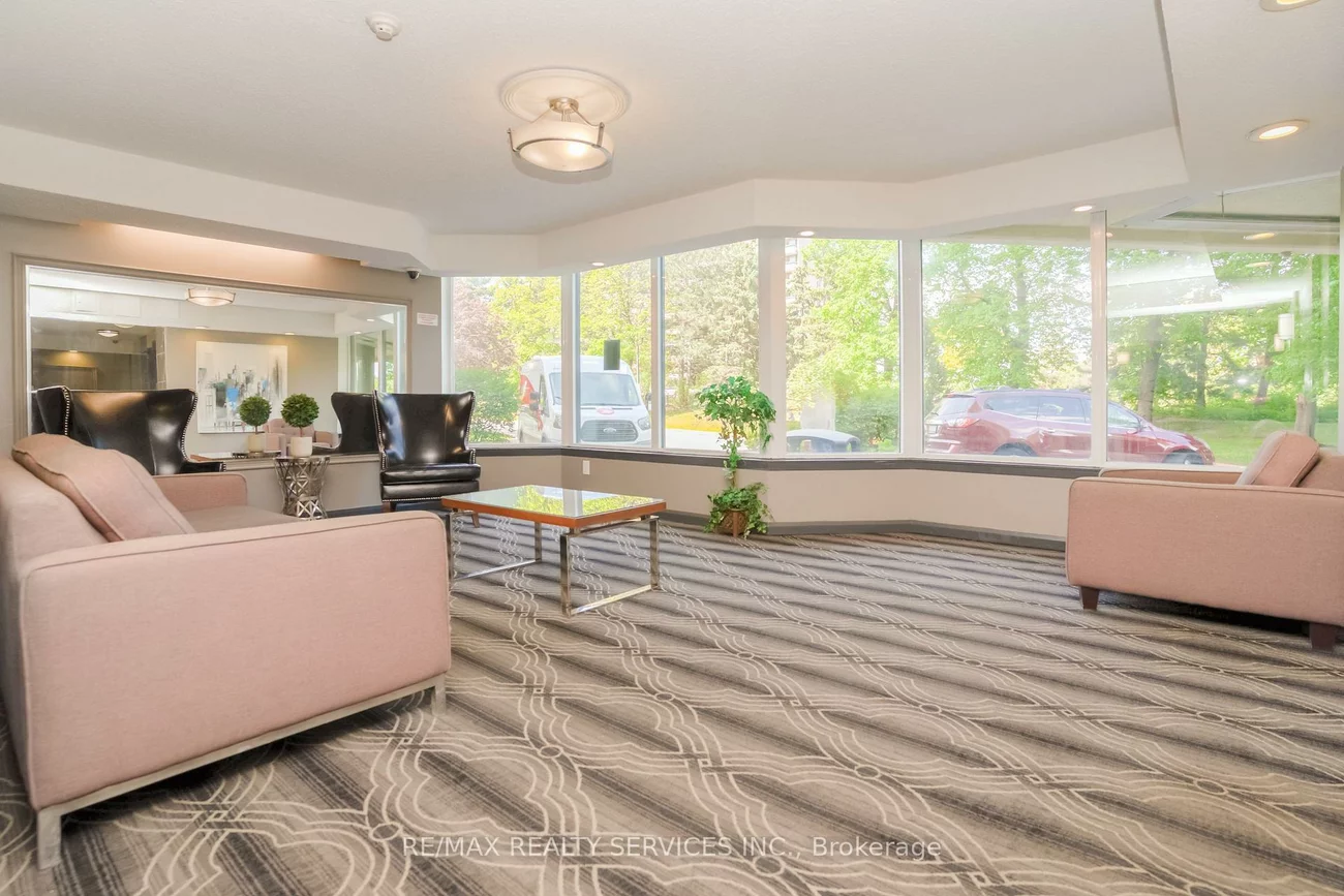 8, Lisa, Queen Street Corridor, Brampton