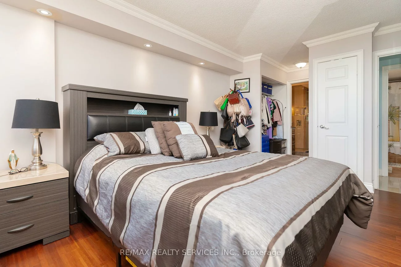 8, Lisa, Queen Street Corridor, Brampton