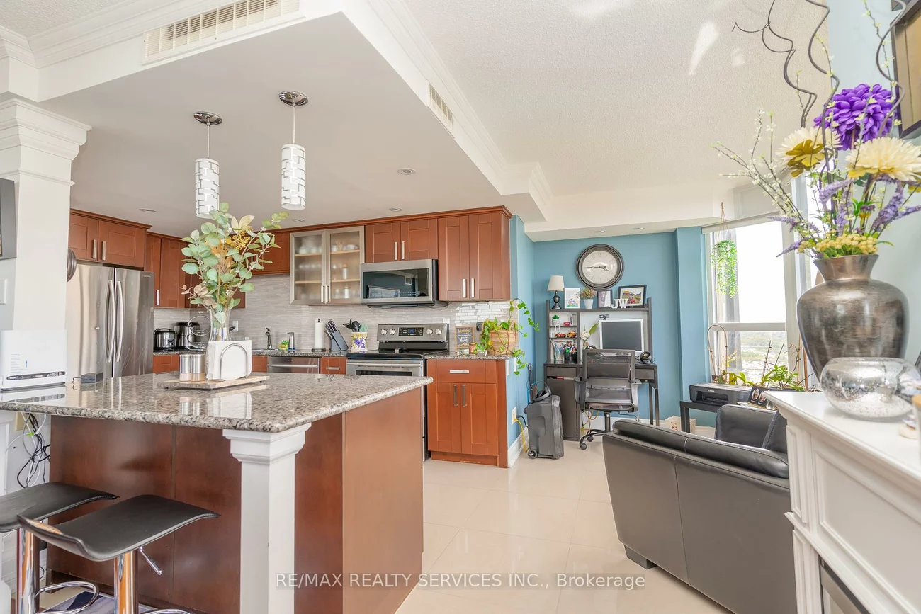 8, Lisa, Queen Street Corridor, Brampton