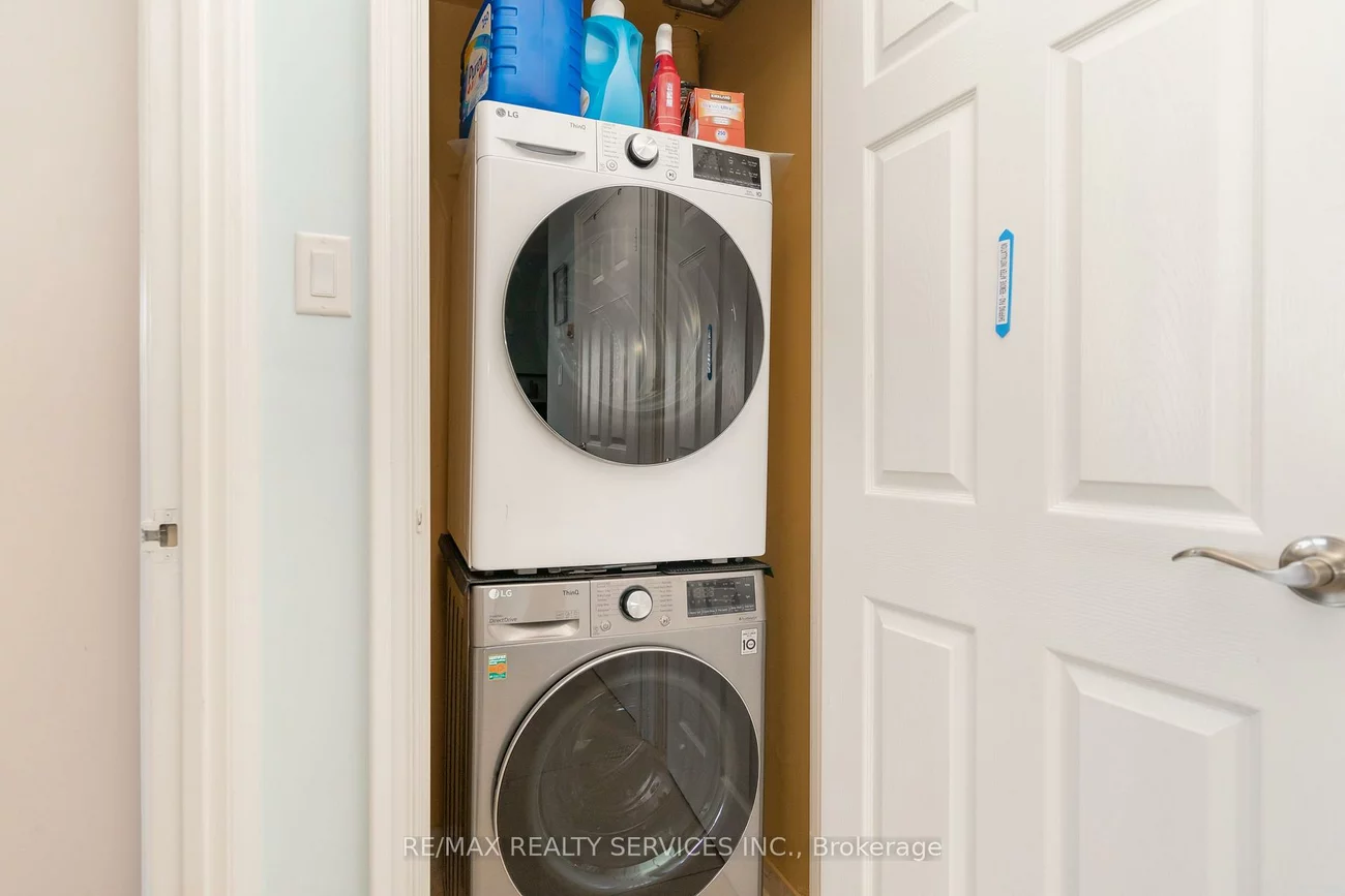 8, Lisa, Queen Street Corridor, Brampton