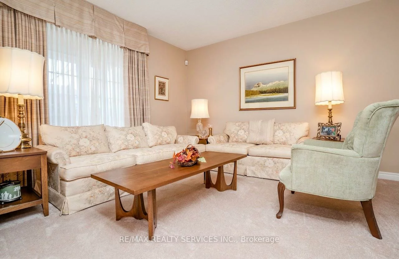 13, Amberhill, Sandringham-Wellington, Brampton