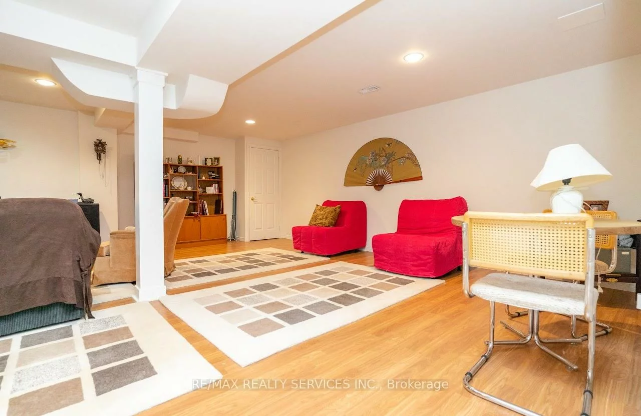 13, Amberhill, Sandringham-Wellington, Brampton