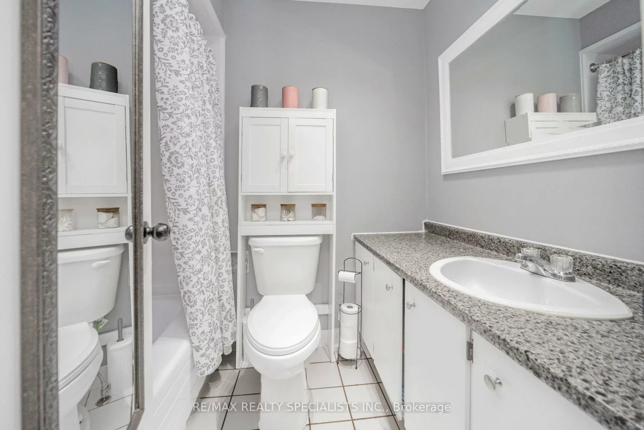 20, Enmount, Bramalea Road South Gateway, Brampton