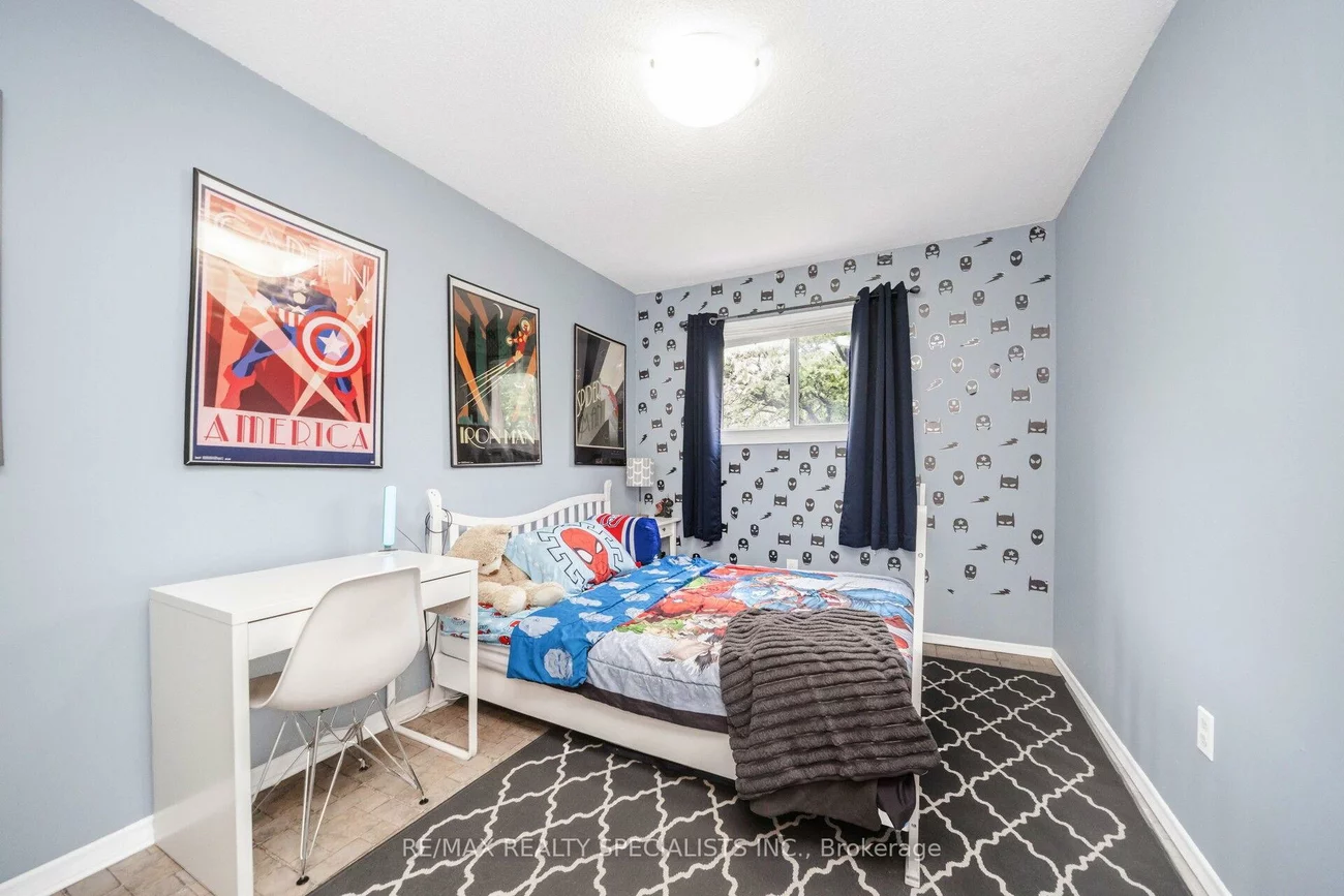 20, Enmount, Bramalea Road South Gateway, Brampton