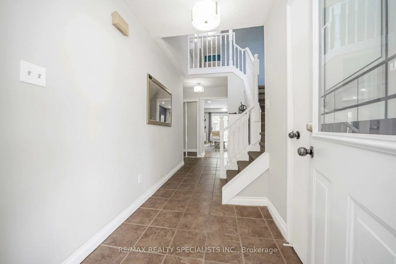 20, Enmount, Bramalea Road South Gateway, Brampton