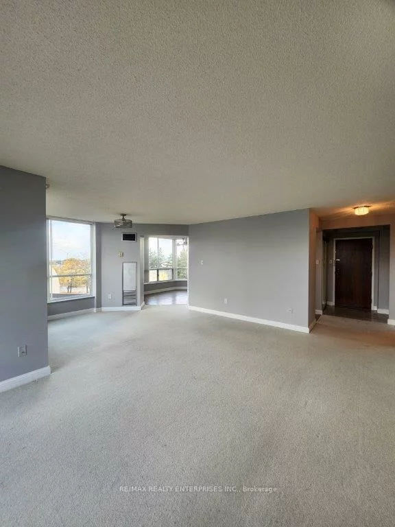 24, Hanover, Queen Street Corridor, Brampton