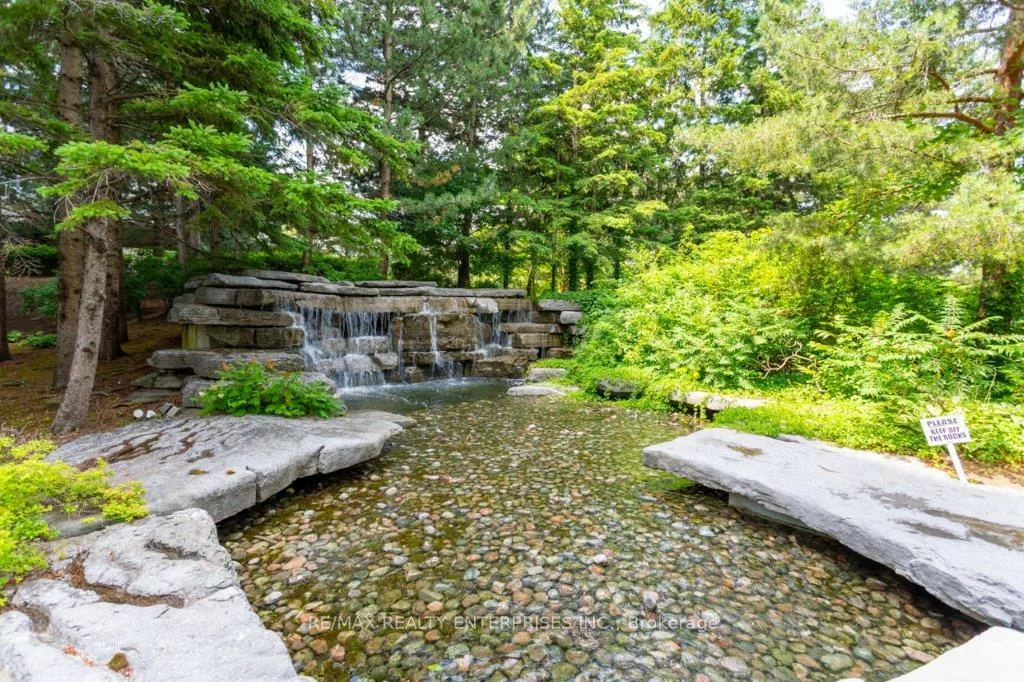 24, Hanover, Queen Street Corridor, Brampton