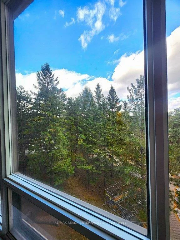 24, Hanover, Queen Street Corridor, Brampton