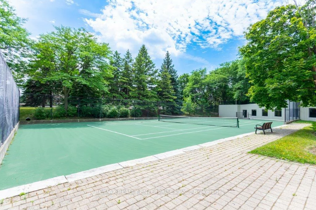 24, Hanover, Queen Street Corridor, Brampton