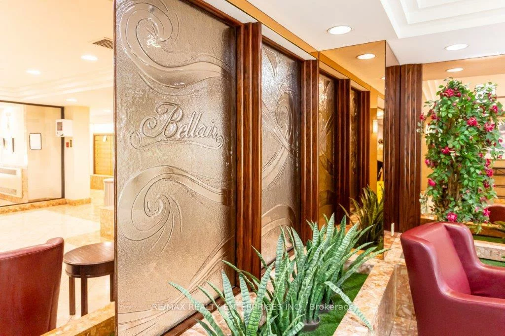 24, Hanover, Queen Street Corridor, Brampton