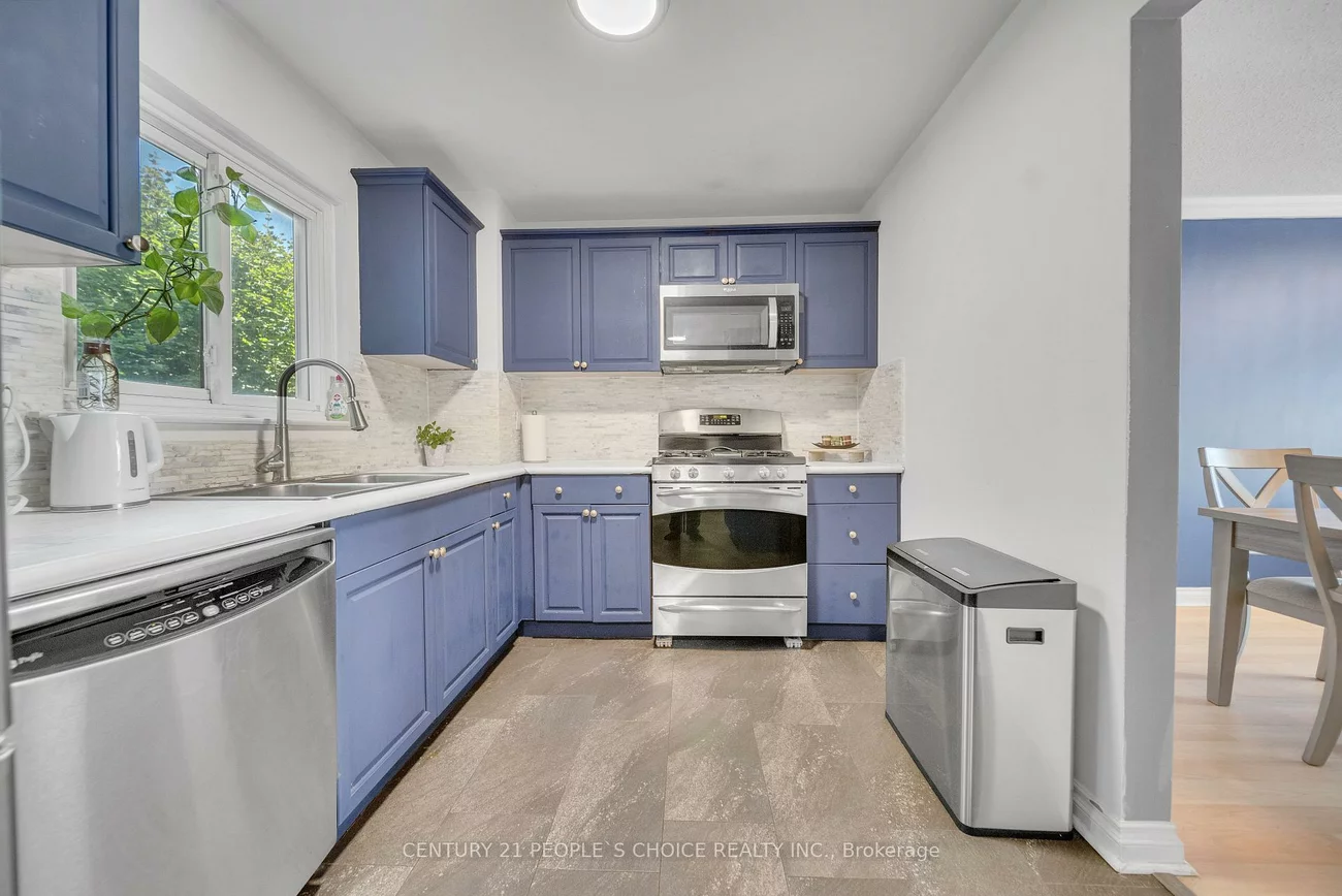 51, Mcmullen, Central Park, Brampton