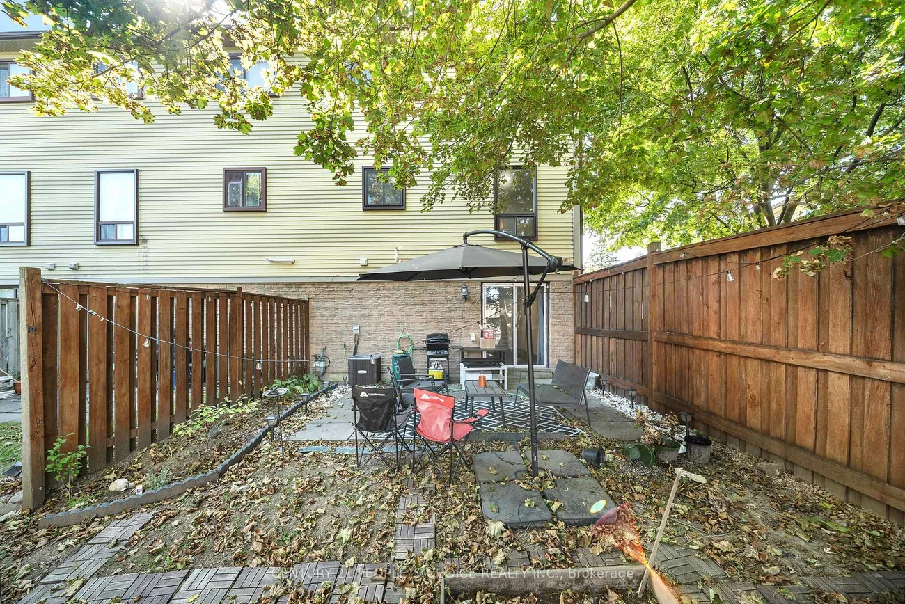 51, Mcmullen, Central Park, Brampton