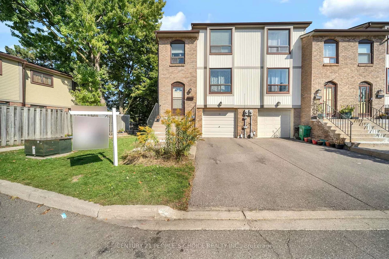 51, Mcmullen, Central Park, Brampton