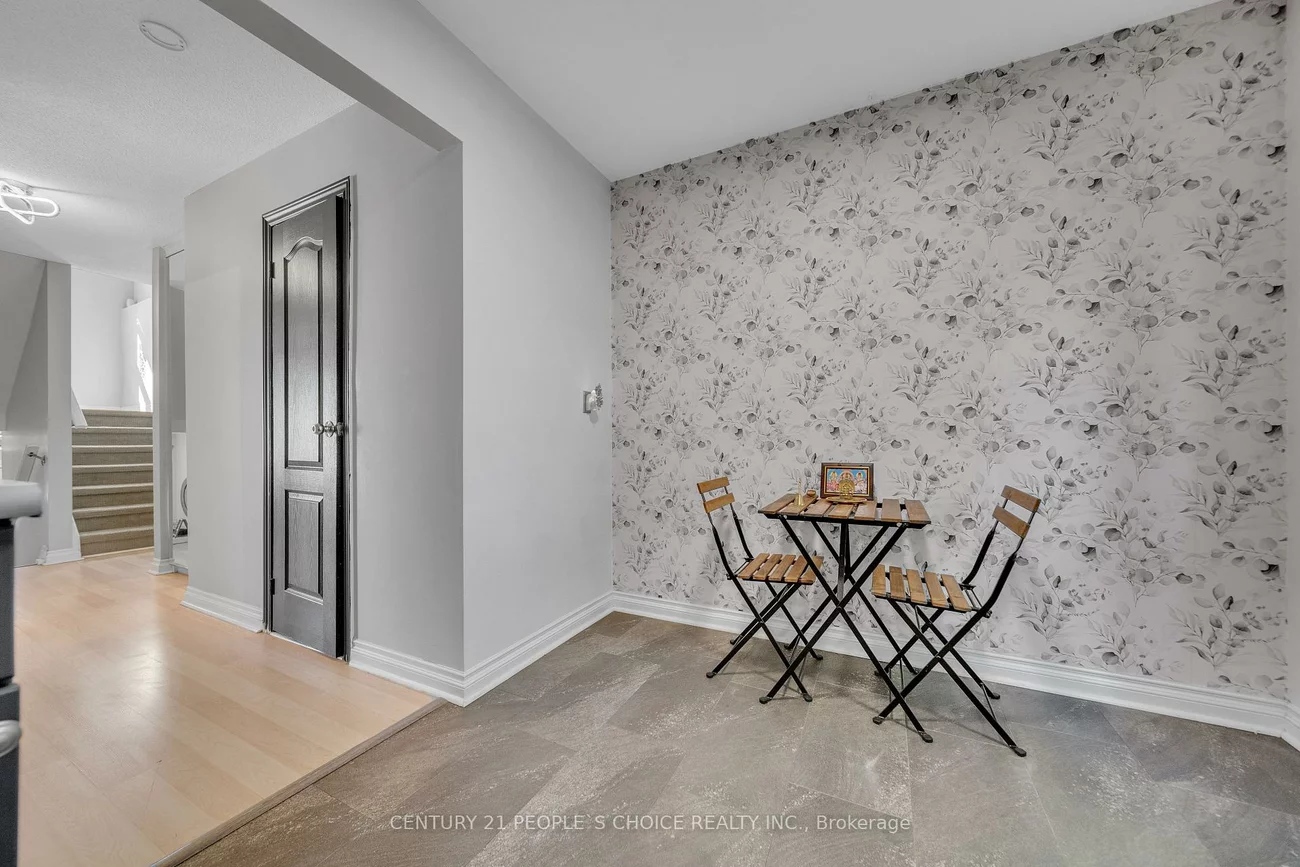 51, Mcmullen, Central Park, Brampton
