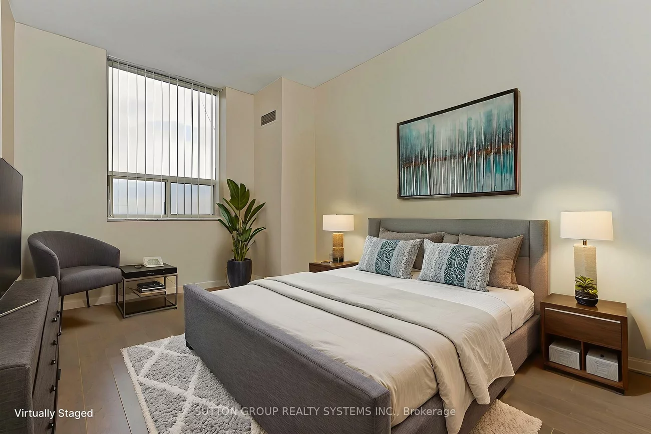 30, Malta, Fletcher's Creek South, Brampton