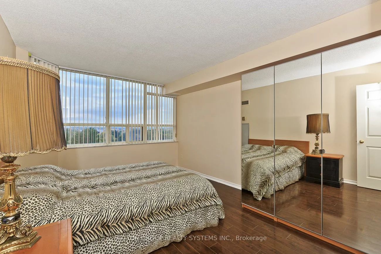 30, Malta, Fletcher's Creek South, Brampton