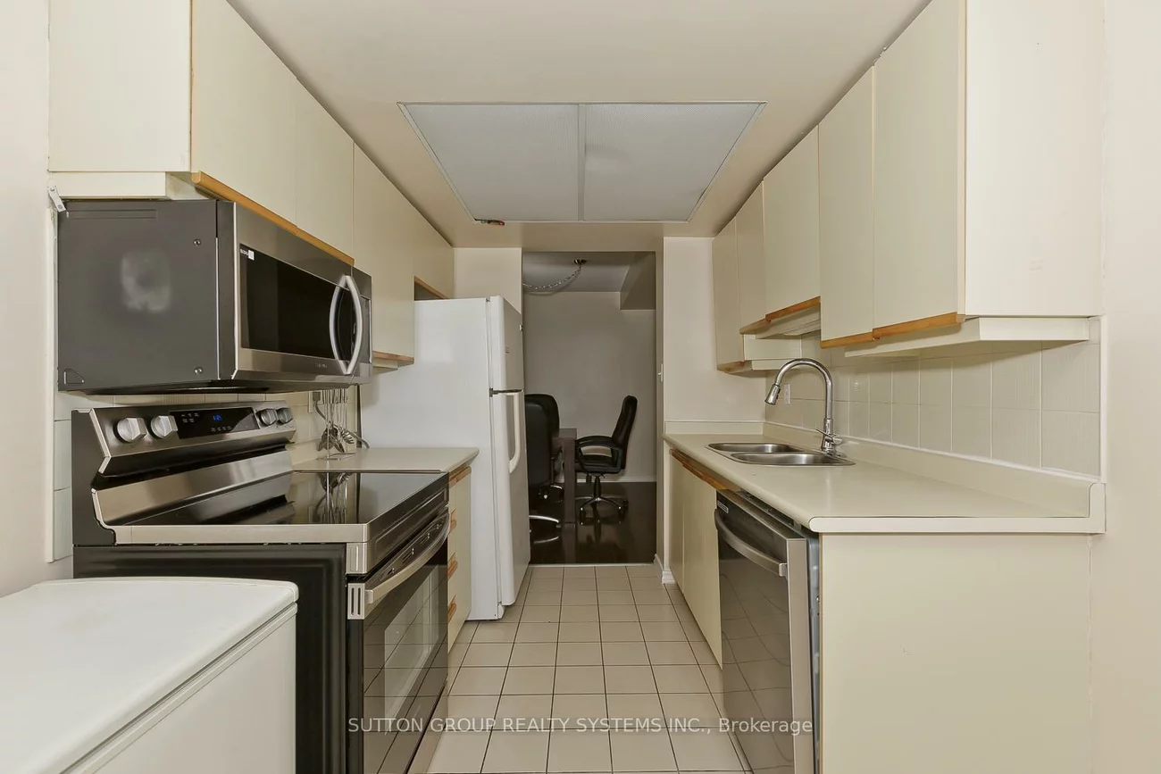 30, Malta, Fletcher's Creek South, Brampton