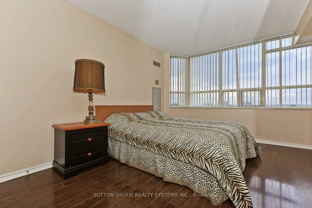 30, Malta, Fletcher's Creek South, Brampton