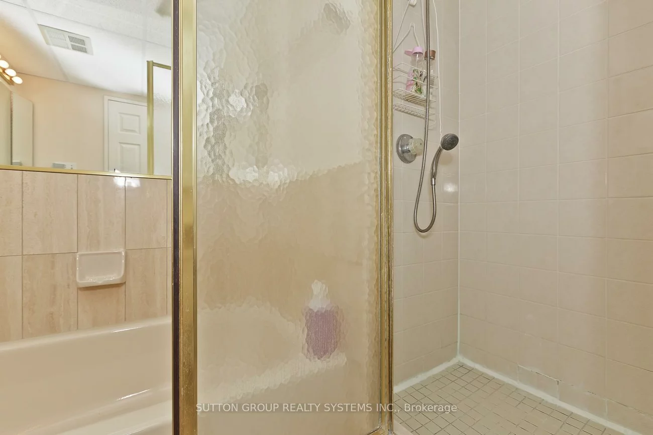 30, Malta, Fletcher's Creek South, Brampton