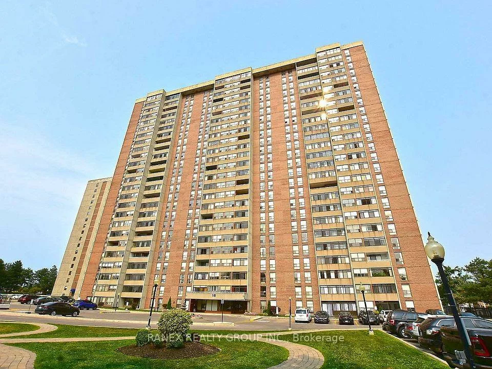 18, Knightsbridge, Queen Street Corridor, Brampton