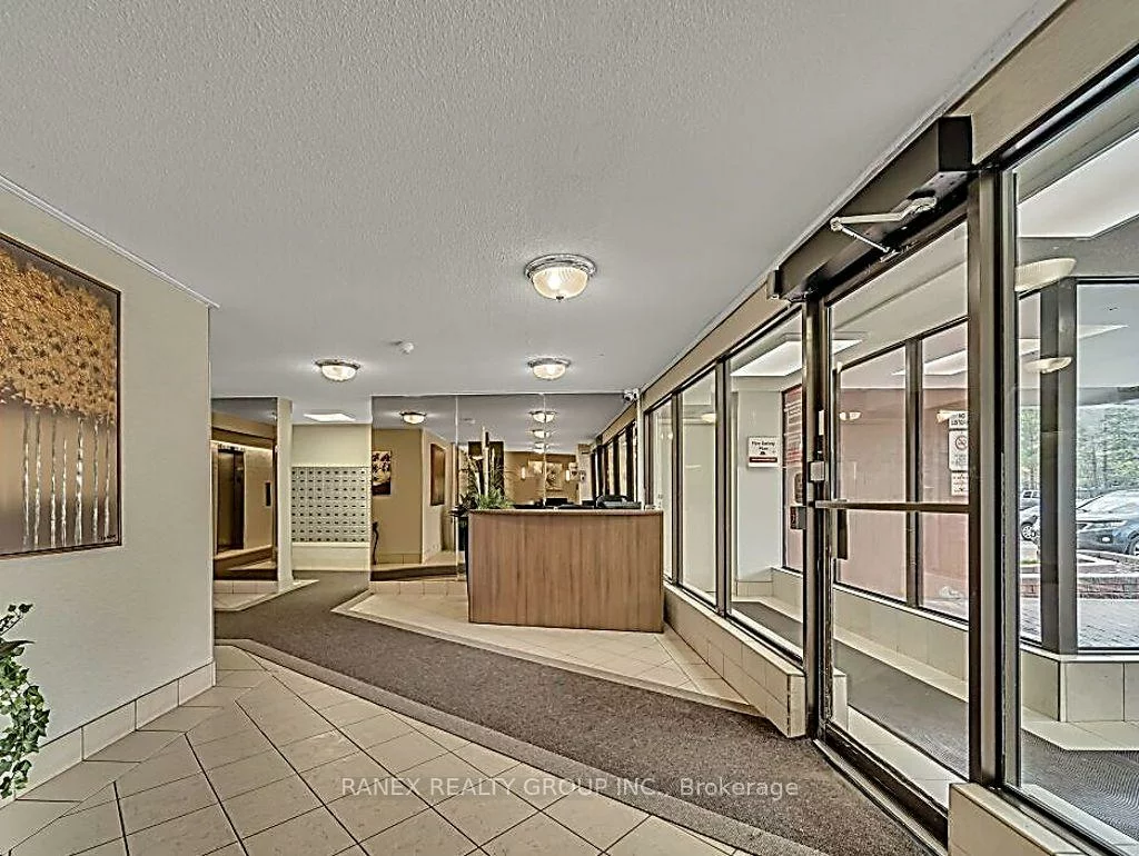18, Knightsbridge, Queen Street Corridor, Brampton