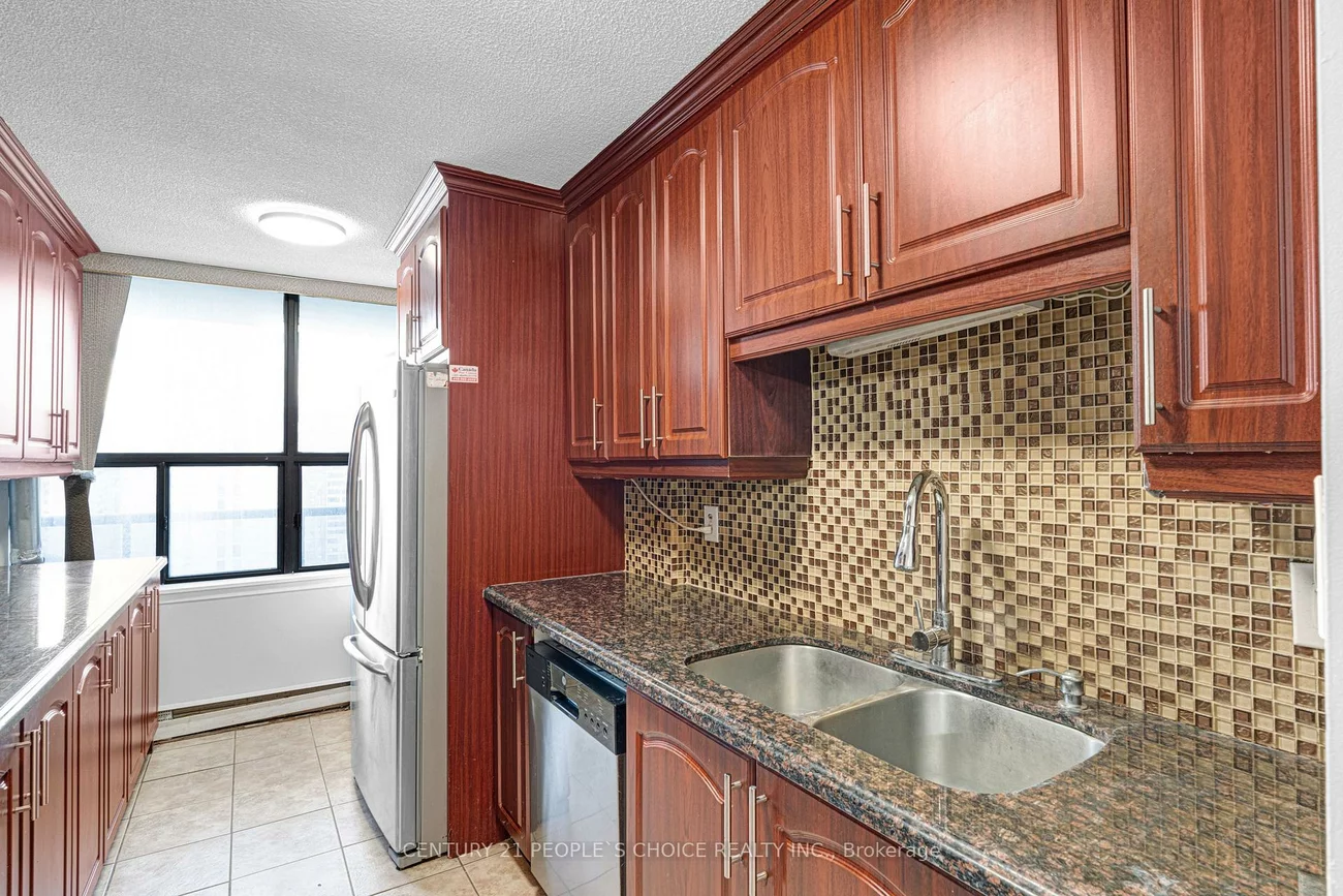 21, Knightsbridge, Queen Street Corridor, Brampton