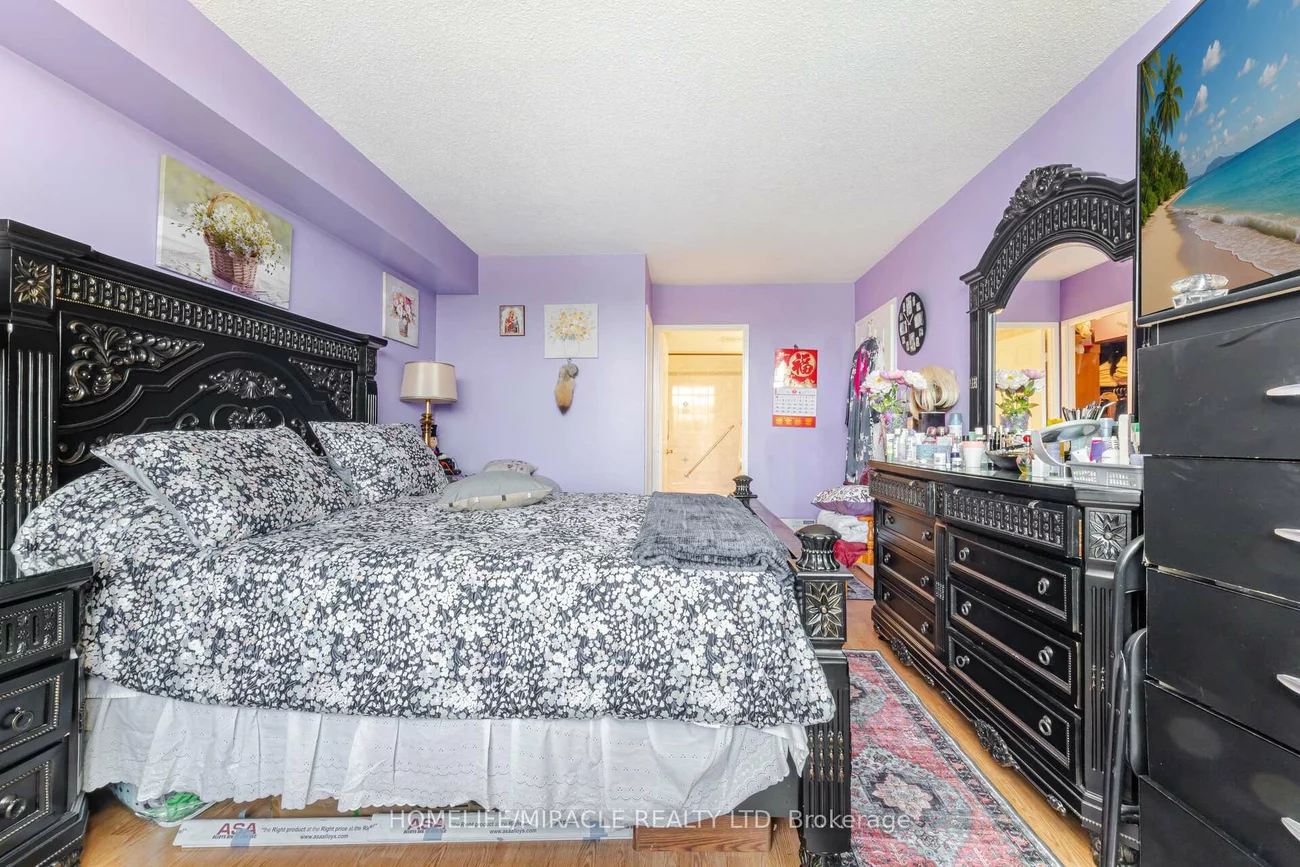 26, Hanover, Queen Street Corridor, Brampton