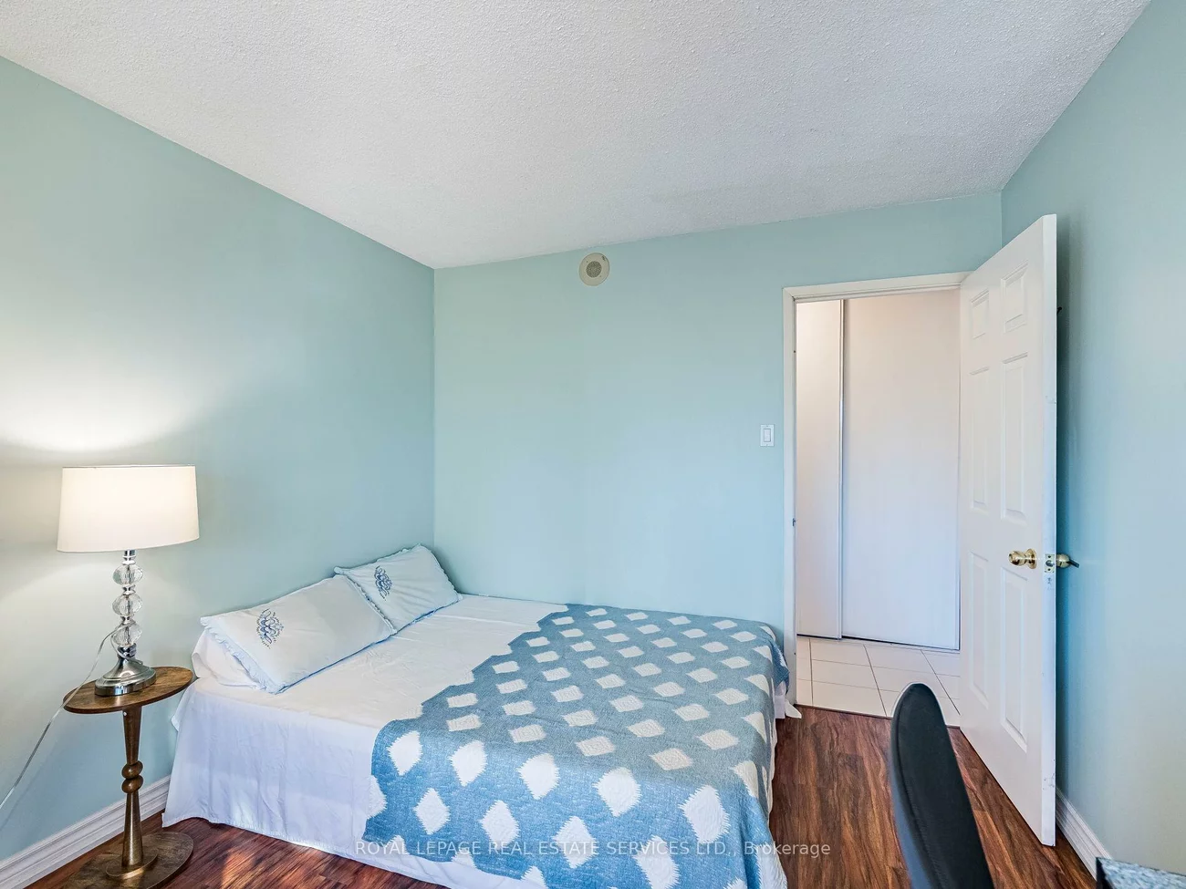 310, Mill, Brampton South, Brampton