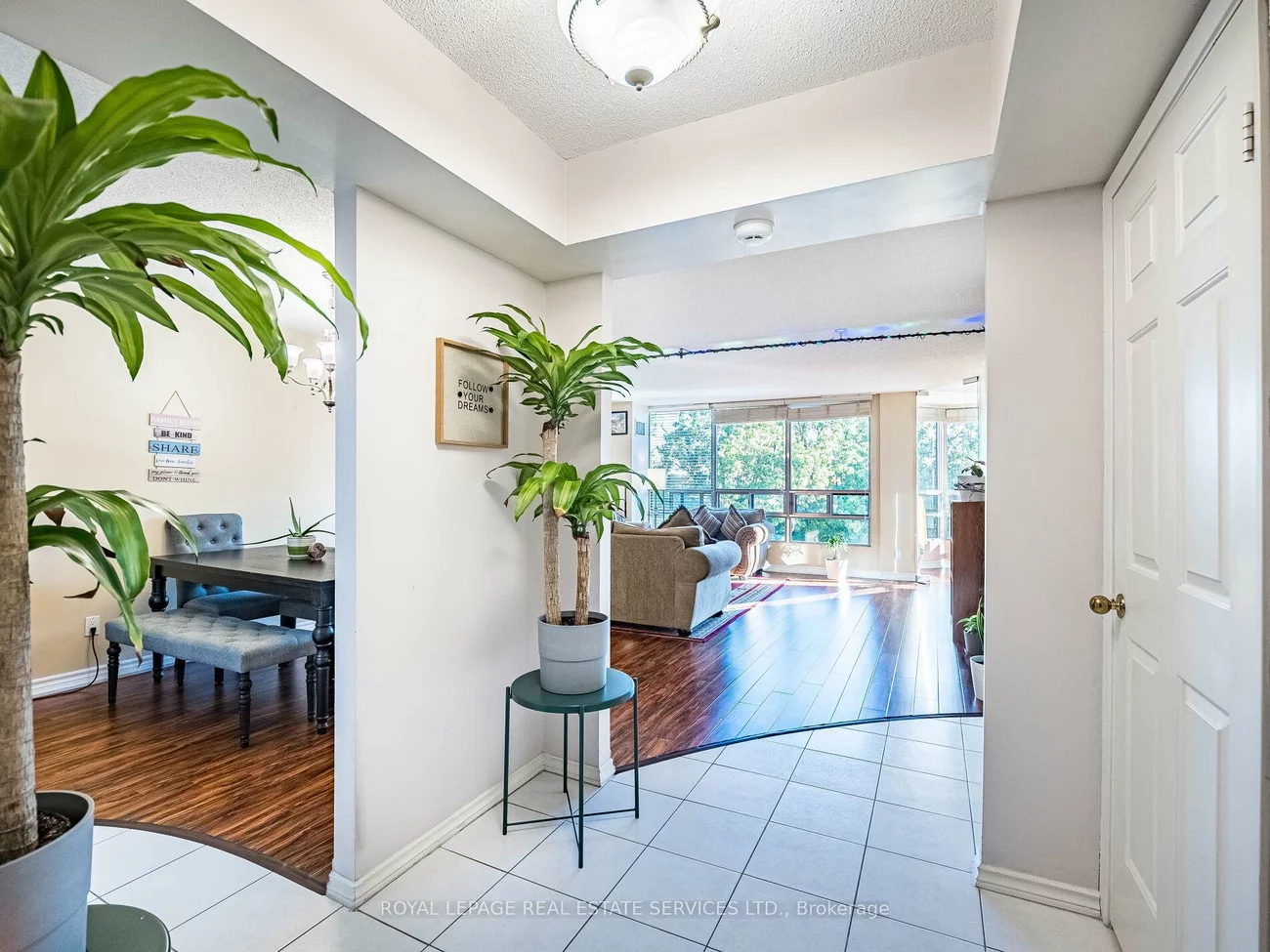 310, Mill, Brampton South, Brampton