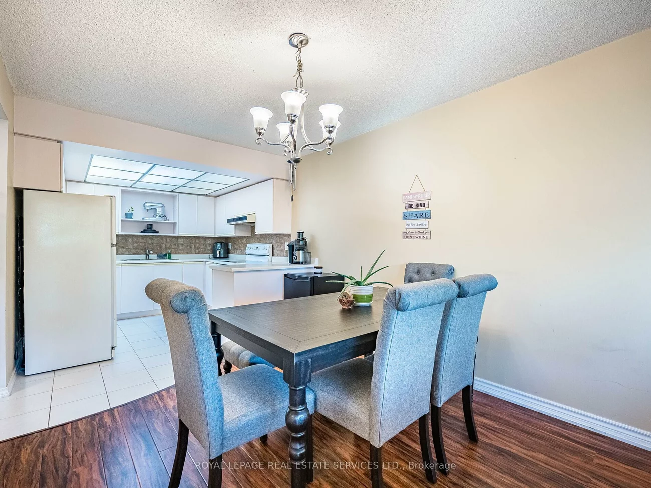 310, Mill, Brampton South, Brampton