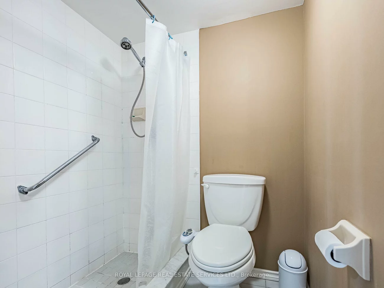 310, Mill, Brampton South, Brampton