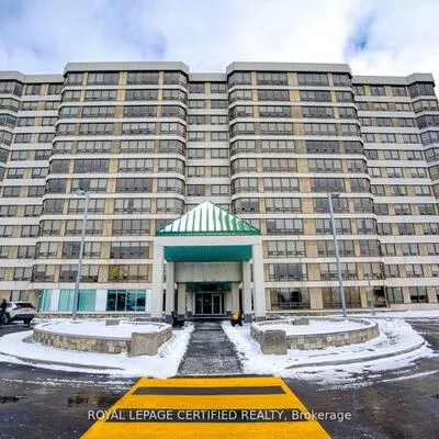 320, Mill, Brampton South, Brampton