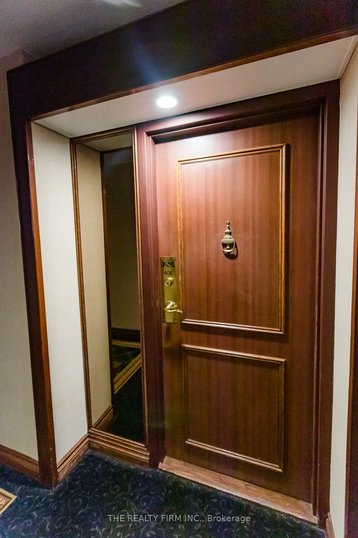 100, County Court, Fletcher's Creek South, Brampton