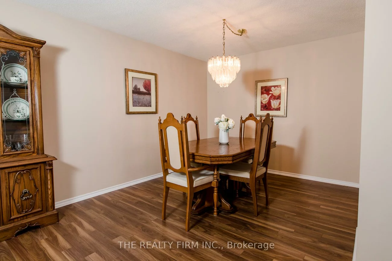 100, County Court, Fletcher's Creek South, Brampton