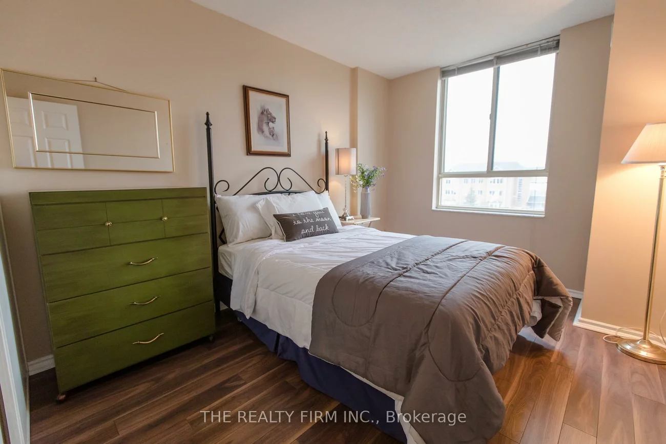 100, County Court, Fletcher's Creek South, Brampton