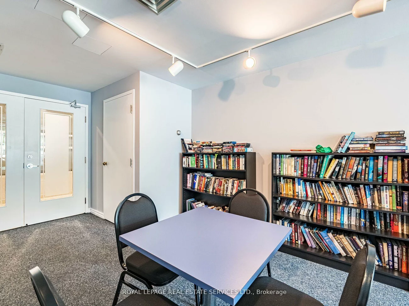 12, Laurelcrest, Queen Street Corridor, Brampton