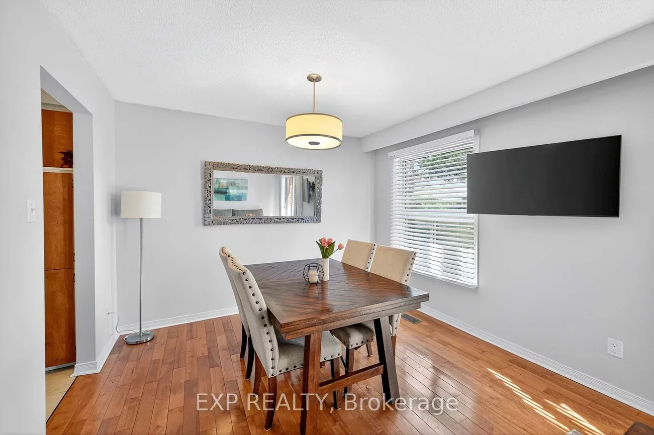 32, Collins, Brampton North, Brampton