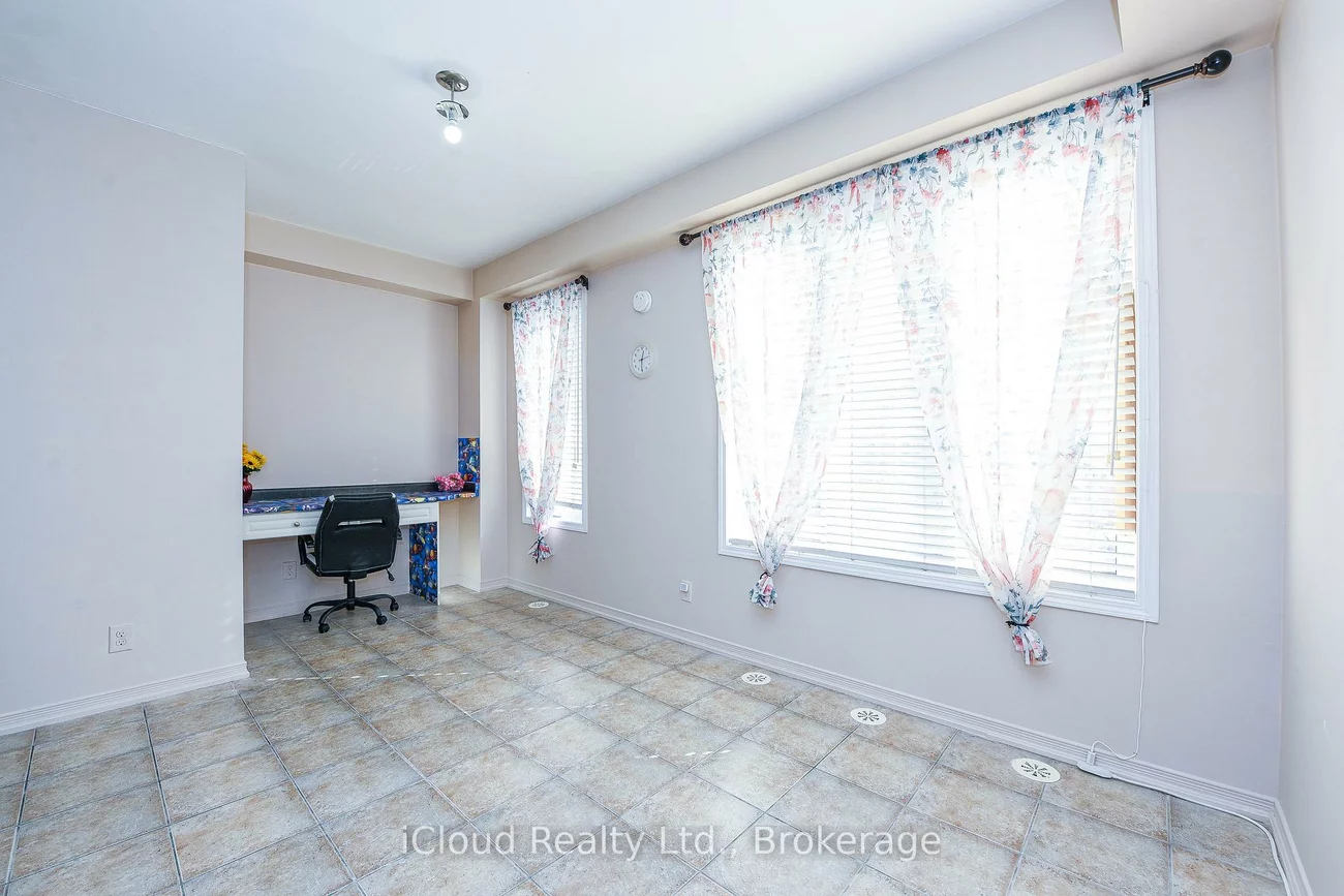 103, Cedar Lake, Bram West, Brampton