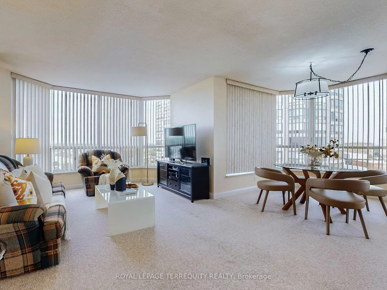 24, Hanover, Queen Street Corridor, Brampton