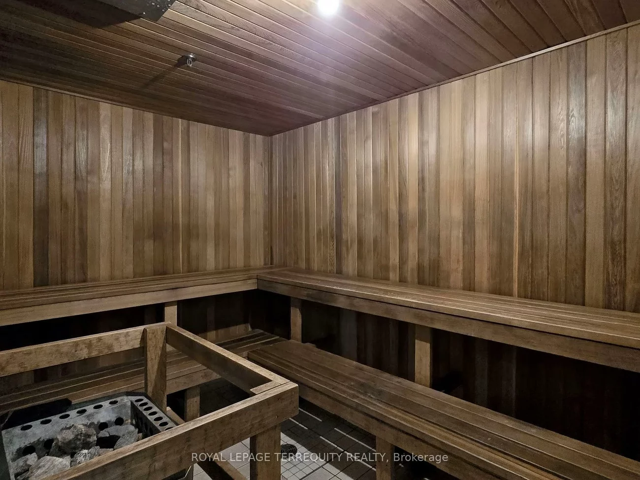 24, Hanover, Queen Street Corridor, Brampton