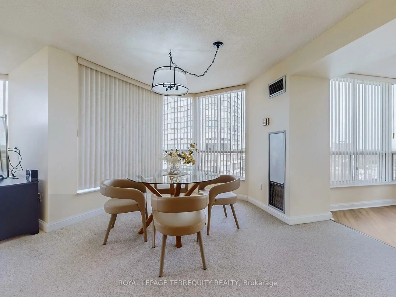 24, Hanover, Queen Street Corridor, Brampton