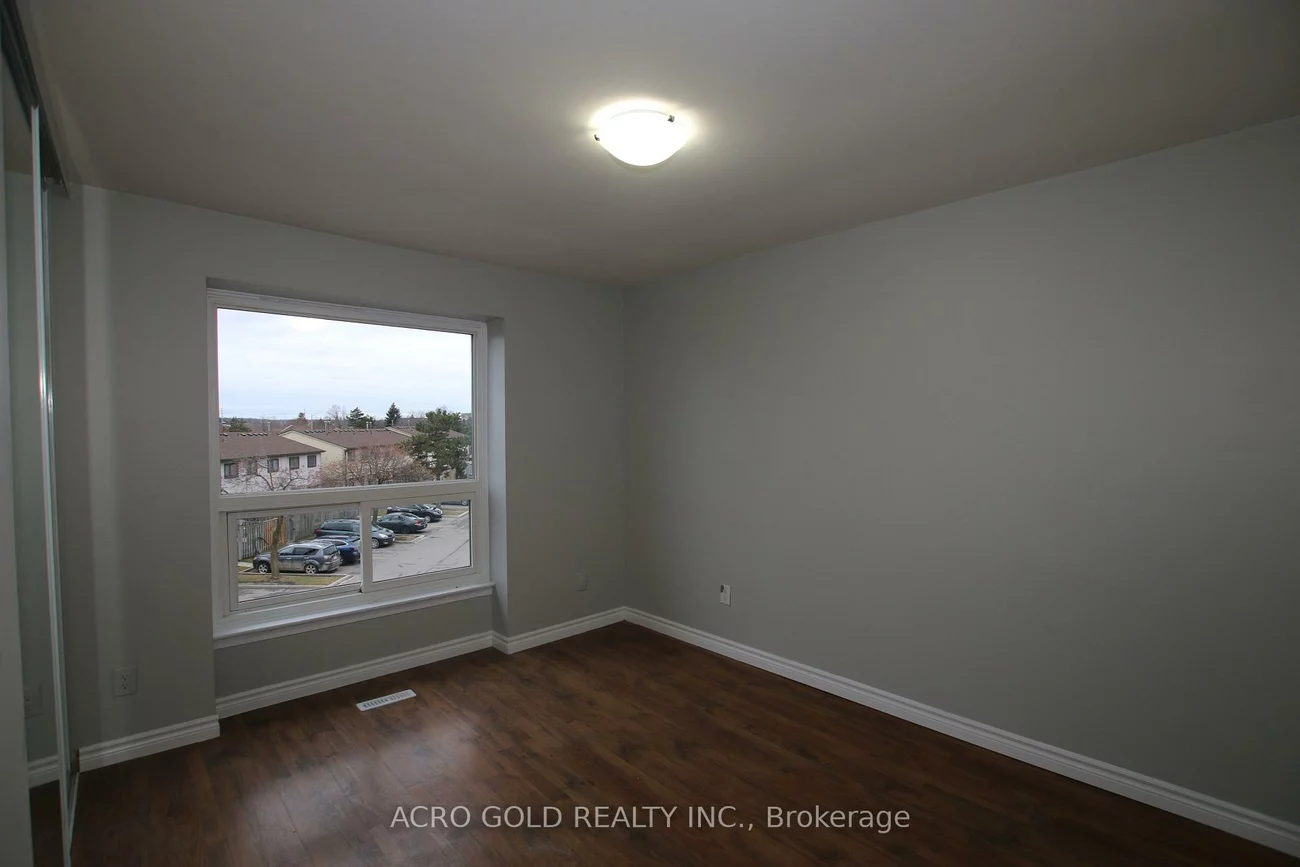 7, Mcmullen, Central Park, Brampton