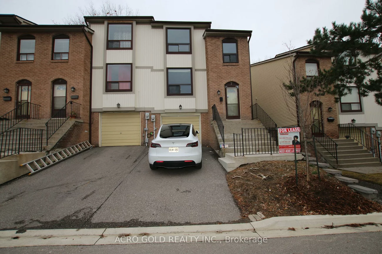 7, Mcmullen, Central Park, Brampton