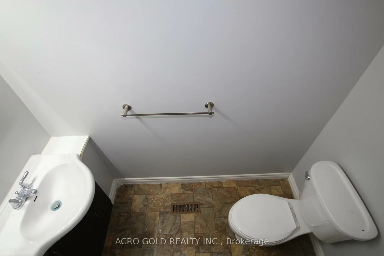 7, Mcmullen, Central Park, Brampton