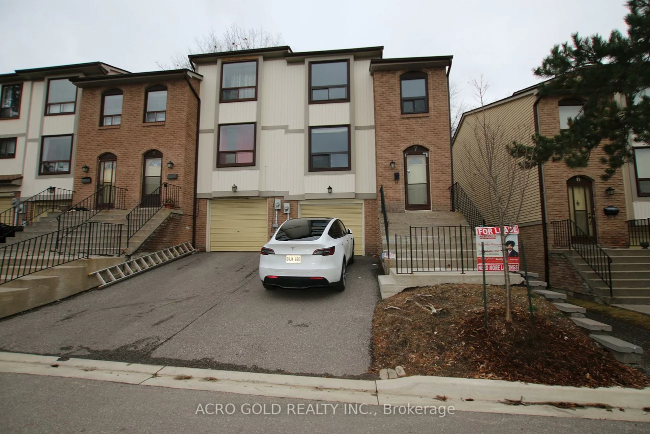 7, Mcmullen, Central Park, Brampton