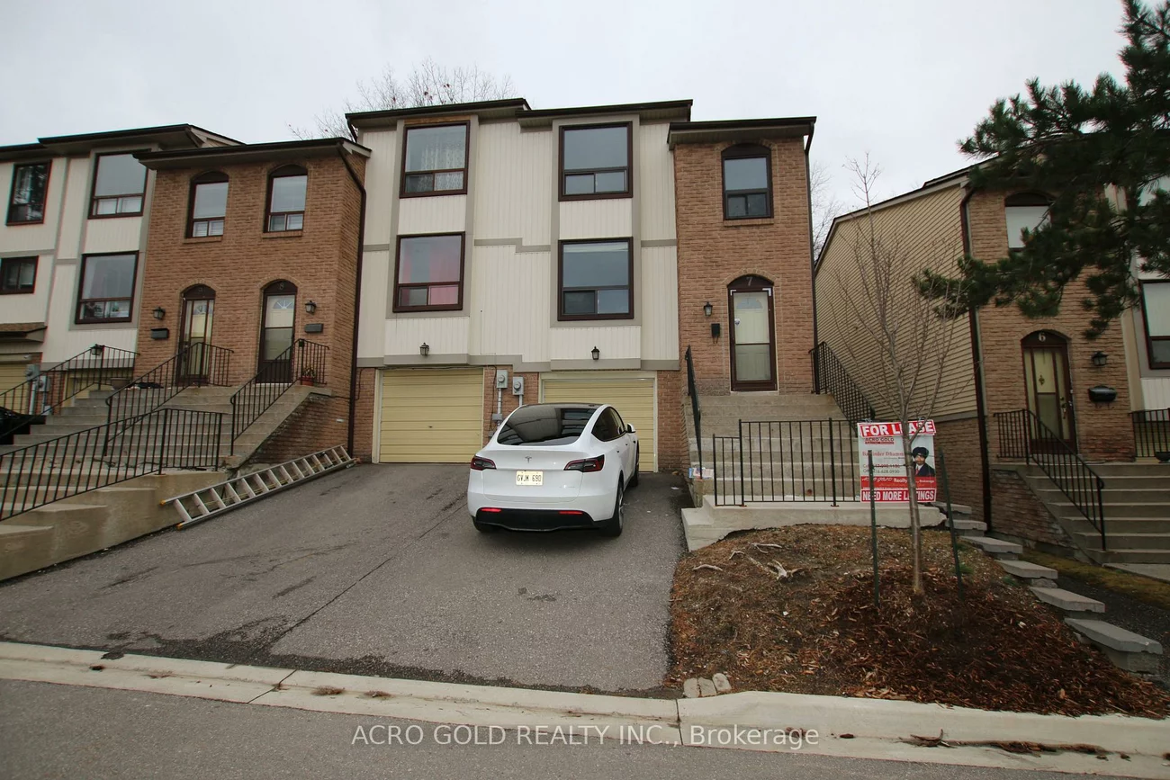 7, Mcmullen, Central Park, Brampton